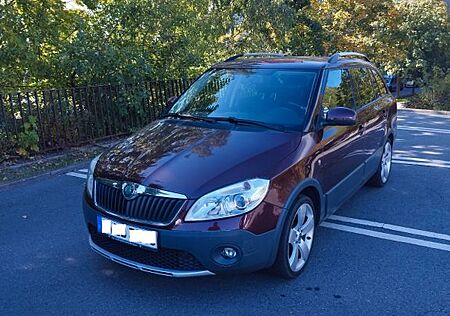 Skoda Fabia Scout | EZ 2012 | TÜV neu | 78000km