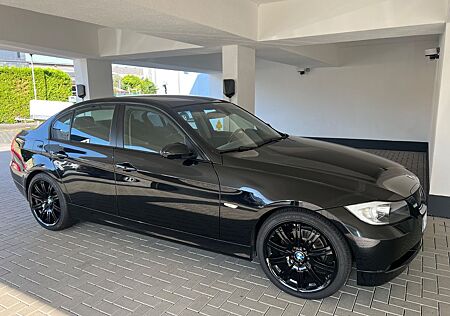 BMW 318i -