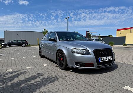 Audi A4 2.0 T FSI Avant|Tiefer|gepflegt|S-line