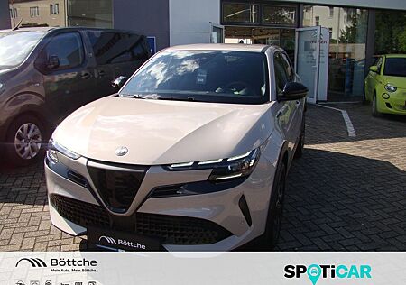Alfa Romeo Junior Ibrida 1.2 VGT 48V-Hybrid Speciale