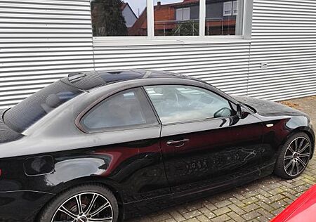 BMW 128i (US Import)MPacket/Reparieter Unfallschaden