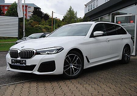 BMW 520d A xDrive Touring.M-Sport.ACC.HUD.StHz.HIFI