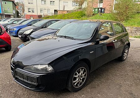 Alfa Romeo 147 Alfa *Klima*Servo*Alu*Tüv 11/2025*