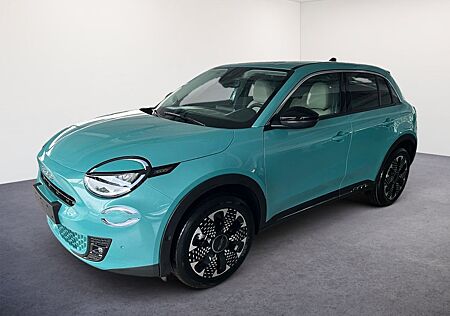 Fiat 600 La Prima Hybrid 1.2 T3 DCT/ACC/LED/NAV/360°/