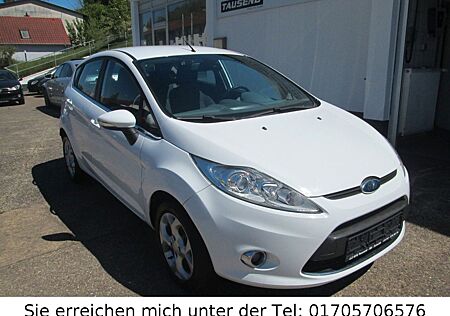 Ford Fiesta Titanium 5-Türer mit 63000 Km