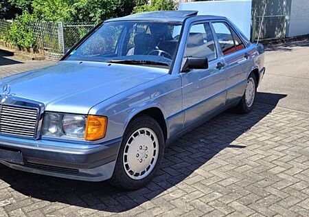 Mercedes-Benz 190