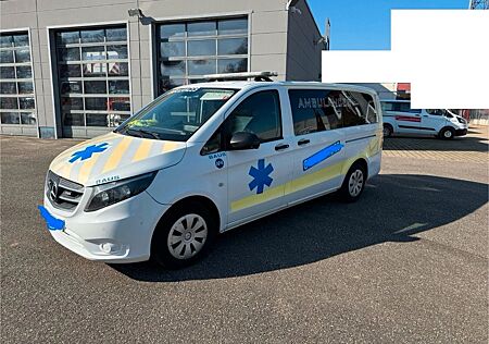 Mercedes-Benz Vito ambulance krankenwagen komplett mit Bett