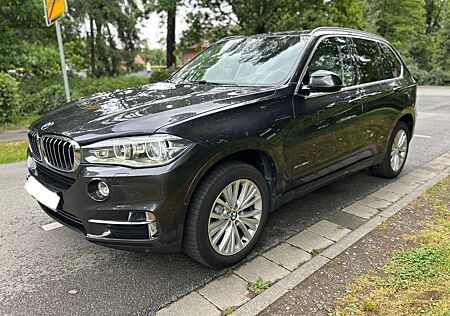 BMW X5 xDrive 30 d, Pano,St.heizung, 1.Hand