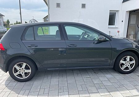 VW Golf Volkswagen 1.2 TSI 63kW BMT Comfortline Variant Co...