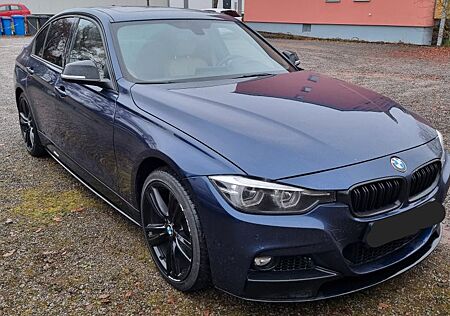 BMW 328i xDrive -