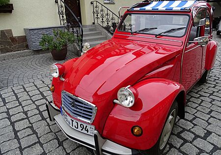 Citroën 2 CV 6 Club *orig. 2.800 KM * wie Neu