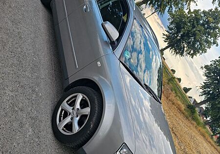 Audi A4 2.0 FSI Avant -