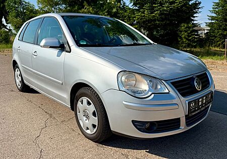 VW Polo Volkswagen 1.4 Benzin TÜV+KLIMA+8xBEREIFT+TOP