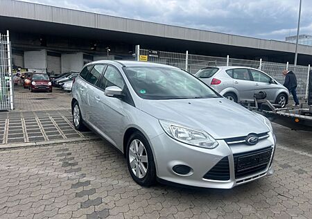 Ford Focus 1,6 EcoBoost 110kW T Turnier,Euro 5,Klima