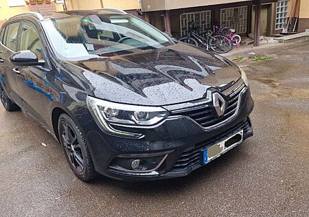 Renault Megane TCe 140 Business Edition GrdTo...