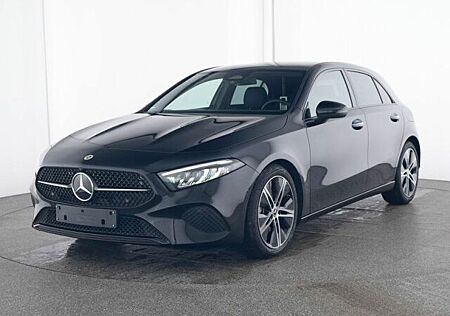 Mercedes-Benz A 180 PROGR ADV+°NIGHT°18"MBUX PREM°VOLLDIGI°RFK