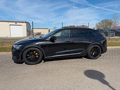 Audi e-tron 55 quattro advanced S-line Leder