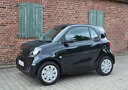 Smart ForTwo Coupé EQ*GROSSER LADER*BATTERIE-ZERT*COOL&AUDIO*