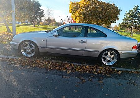Mercedes-Benz CLK 200 ELEGANCE Automatic