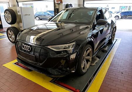 Audi e-tron SPORTBACK S MTRX/ACC/HuD/PANO/360/S-SITZE