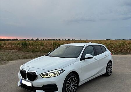 BMW 118i F40, Automatik, unfallfrei, Top gepflegt