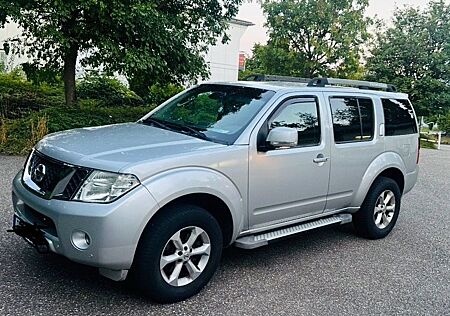 Nissan Pathfinder gebraucht kaufen Nissan Pathfinder 2.5 dCi DPF PLATINUM 4WD Automati...