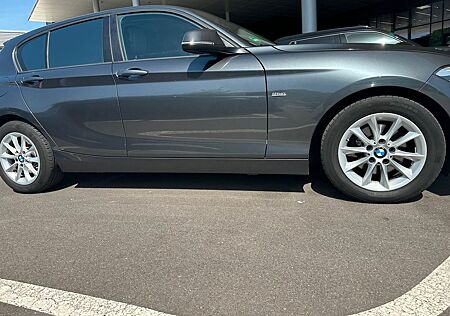 BMW 120d xDrive Urban Line A Urban Line