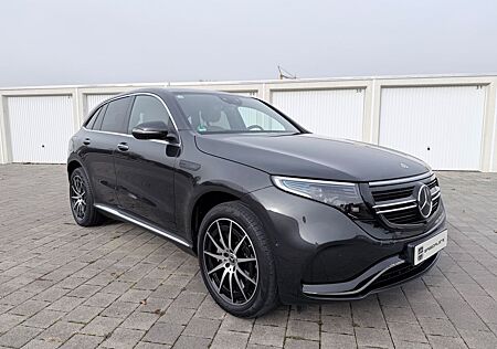 Mercedes-Benz EQC 400 4Matic / 2. Hand / Ceramicversiegelung
