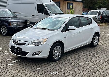 Opel Astra J Lim. 5-trg. Selection*Service Neu*