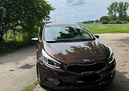 Kia Cee'd / Ceed 1.6 GDI Stz-/, Lenkrad-Hzg, Tempoma