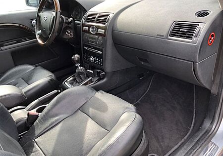 Ford Mondeo 2,0TDCi 96 kW DPF Ghia X mit TUV. G.Zusta