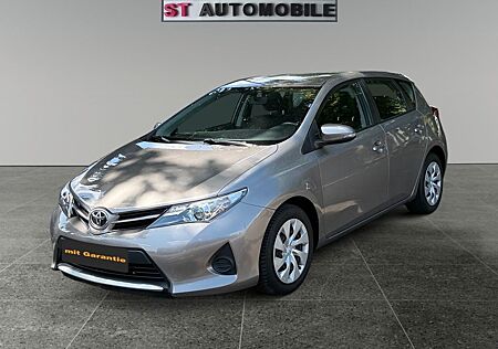 Toyota Auris Cool 1.3-PDC
