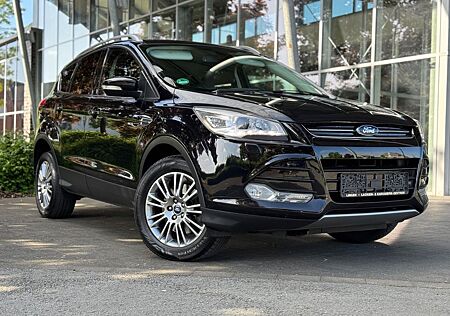 Ford Kuga Titanium 4x4*Neu Zahnriemen*Neu Inspection