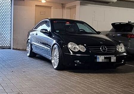 Mercedes-Benz CLK 500 gebraucht kaufen Mercedes-Benz CLK 500 AVANTGARDE Avantgarde