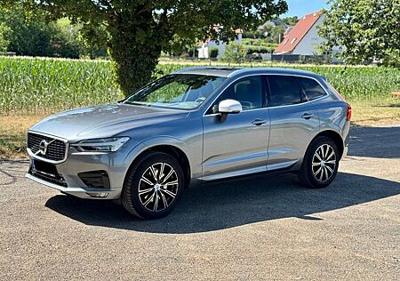 Volvo XC 60 XC60 D5 AWD R Design / 360 Kamera / 21 Alu