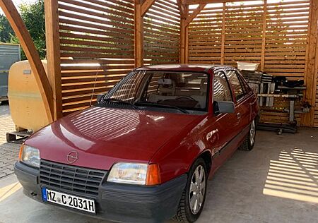Opel Kadett E, Alltags Olditmer! Top Gepflegt !