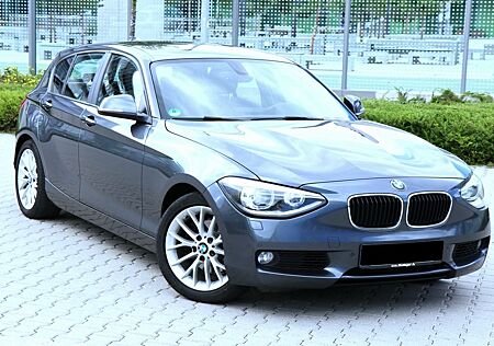 BMW 118i Sport Line Xenon / Große Navi / H&K / VOLL