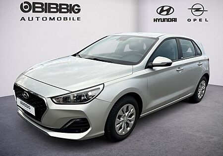 Hyundai i30 1.4 Select NAVIGATION