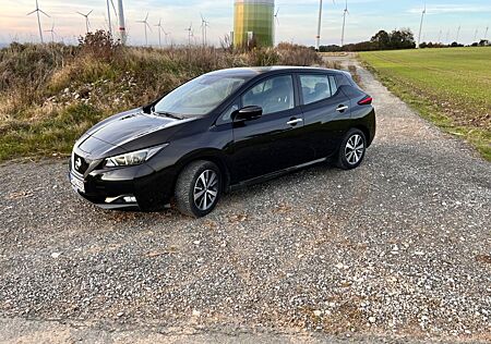 Nissan Leaf 150 PS 40KWH -