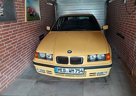 BMW 316i Compact -
