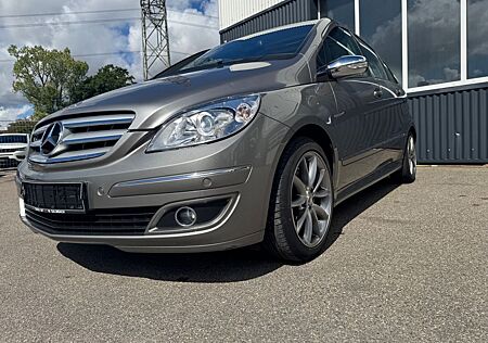 Mercedes-Benz B 200 *Klima*SportPaket*Glas dach*T Leder