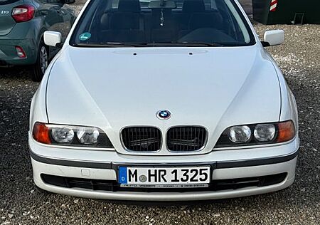 BMW 520i Komplett rostfrei