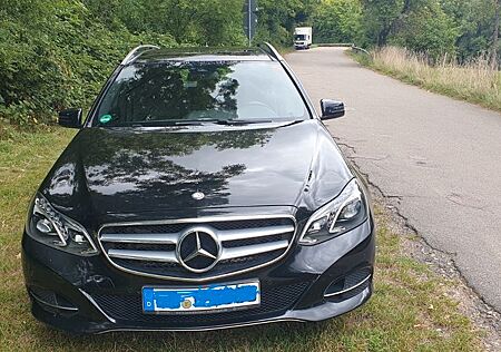 Mercedes-Benz E 200 CDI T Blue Tec AVANTGARDE 7G-Tronic