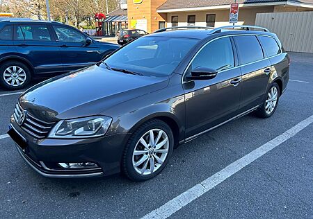 VW Passat Variant Volkswagen 2.0 BlueTDI DSG Highline Vari...