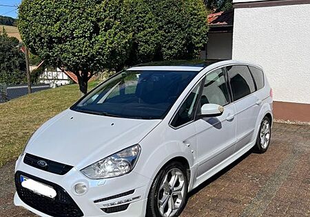 Ford S-Max 2,0 EcoBoost 149kW Titanium PowerShift...