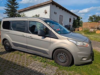 Ford Grand Tourneo 1.6 TDCi 85kW Titanium Titanium