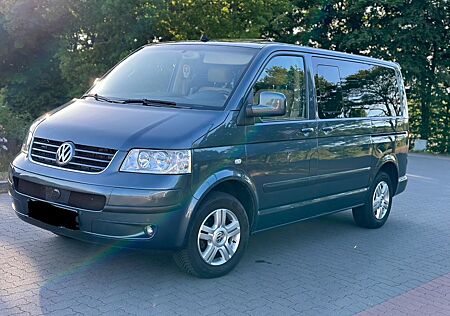 VW T5 Multivan Volkswagen absolut voll ATM 115tkm