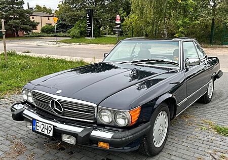 Mercedes-Benz SL 560