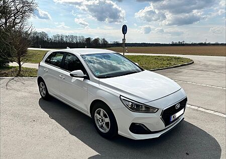 Hyundai i30 1.4 Select Select