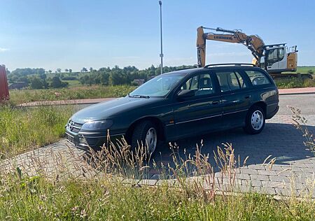 Opel Omega 2.0 16V Schiebedach Plus Schiebedach